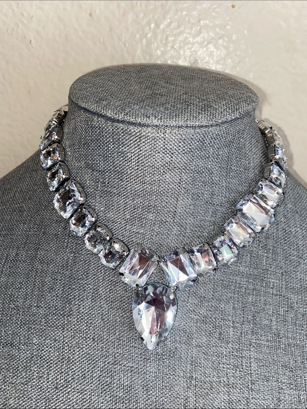 New Fancy Faux Diamond Rhinestoned Choker Necklace